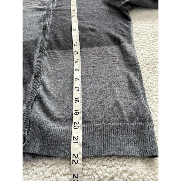 Van Heusen Studio Gray Monotone Color Block Button Front Cardigan Size XS - Picture 5 of 6